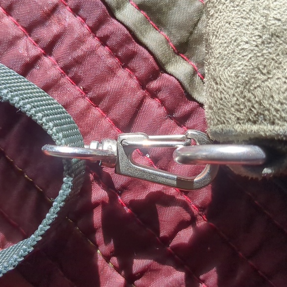 TRAVELON* faux suede sage green crossbody/belt bag w/adj. straps, pouches - Picture 13 of 16